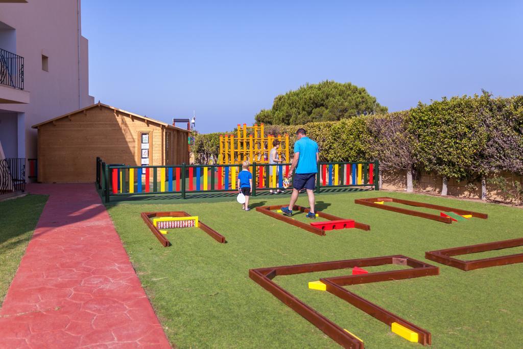 Aparthotel Las Dunas Chiclana de la Frontera Kültér fotó
