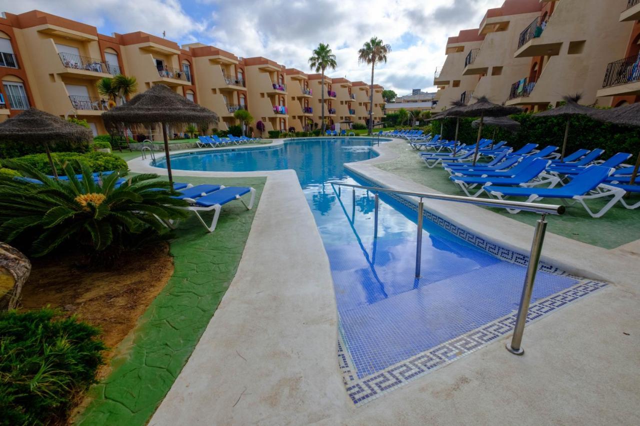 Aparthotel Las Dunas Chiclana de la Frontera Kültér fotó